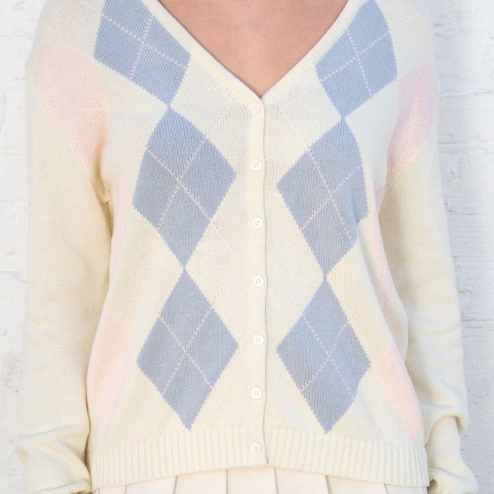 Brandy Melville Argyle Cardigan